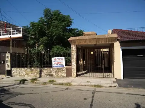 Casa - Alquiler - Argentina, Morón - FRANCISCO MADERO 1078