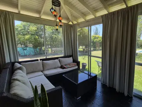 Casa en Alquiler en Barrio Los Ceibos