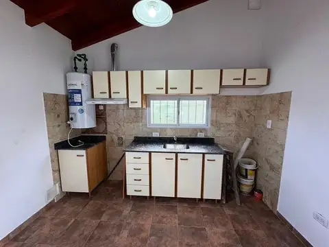 Casa en Alquiler con 1 cochera