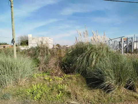 VENTA DE TERRENO EN MELCHOR ROMERO, LA PLATA. POSIBILIDAD DE FINANCIACION