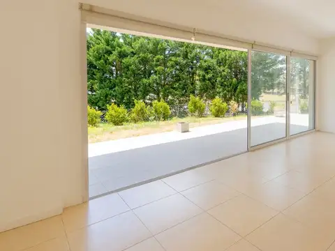 Avenida de los Lagos 3100