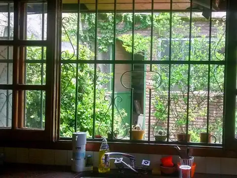 EXCELENTE CHALET TODO EN PLANTA BAJA IDEAL PARA RECICLAR