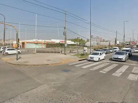 Terreno en Venta 143  mts Frente