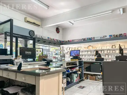 Venta en bloque en Av. Cazón al 1500