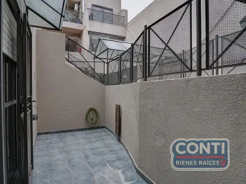 Depto Tipo Casa en Venta 12 años