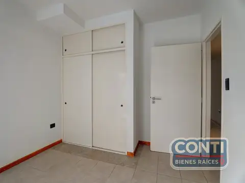 Depto Tipo Casa en Venta en Parque Chacabuco, USD 139.900