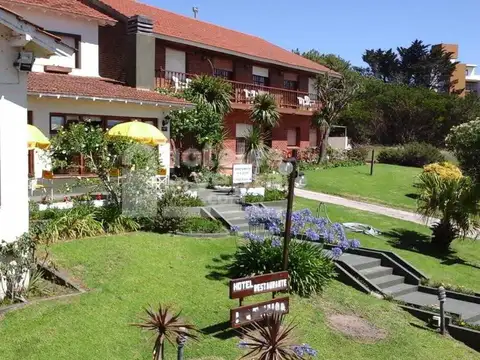 Villa Gesell, AR-BA18-9 100