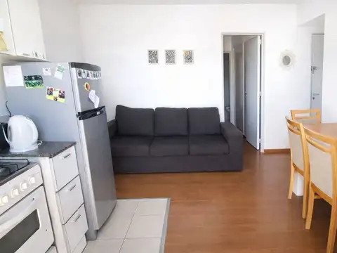 DPTO. UN DORMITORIO EN VENTA CON BALCÓN. ASCENSOR