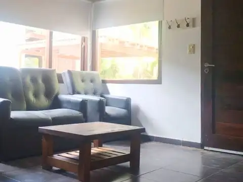 Depto Tipo Casa en Venta de 5 ambientes