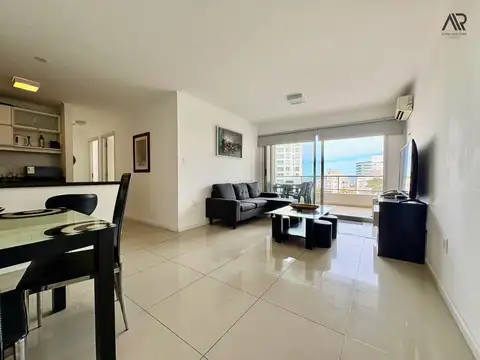 Juan Zorrilla de San 100