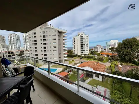 Apartamento en venta de 2 dormitorios c/ cochera en Aidy Grill