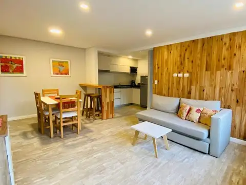 Venta departamento dos ambientes frente al mar