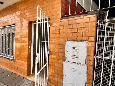 Depto Tipo Casa en Alquiler de 1 dormitorio