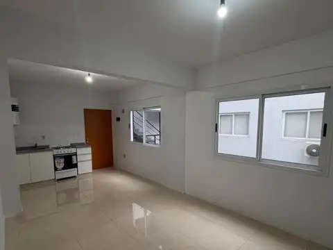 DEPARTAMENTO 2 AMBIENTES CON TERRAZA PRIVADA EN ALQUILER
