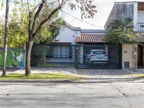 Casa 5 ambientes con 5 baños