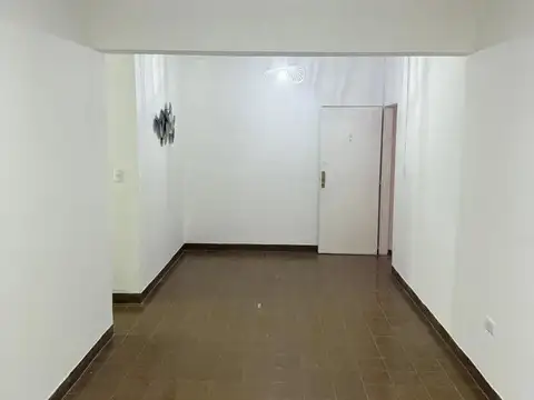 Departamento en Venta 3 dormitorios 97m2 con Cochera Av Maipu 1300