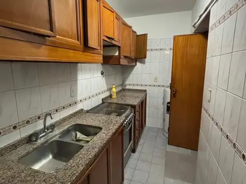 Departamento en Alquiler con 1 cocheras