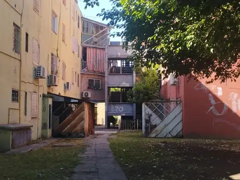 DEPARTAMENTO TRES AMBIENTES.EN MUY BUENA UBICACION