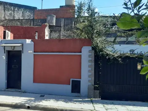 Casa 3 amb. amplios
