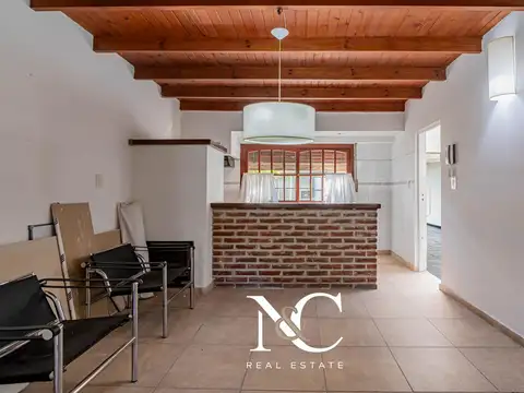 Casa en Venta con 1 cochera