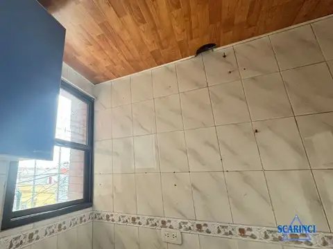 Depto Tipo Casa en Alquiler con 1 cocheras