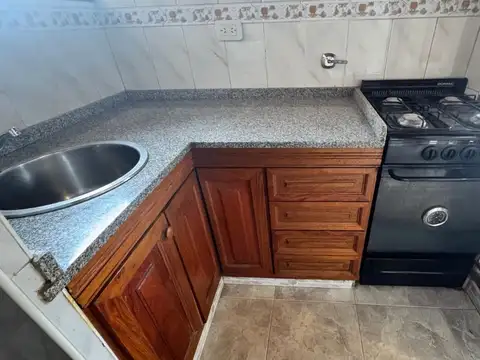 Depto Tipo Casa en Alquiler 60 años