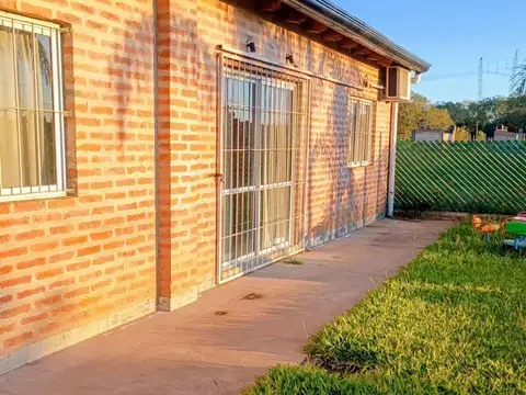 "La casa de los Pollitos" LOS HORNOS Cnia. Btez.