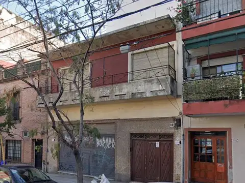 Lavalleja y Av. Cordoba 8.66 X 36