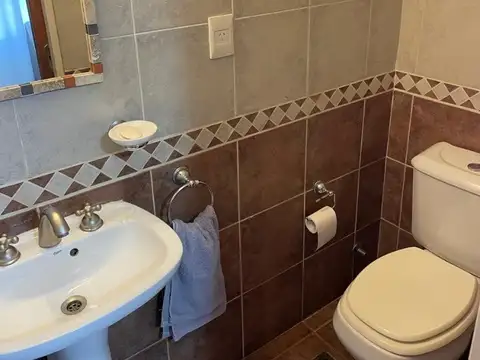 Depto Tipo Casa 3 ambientes con 2 baños
