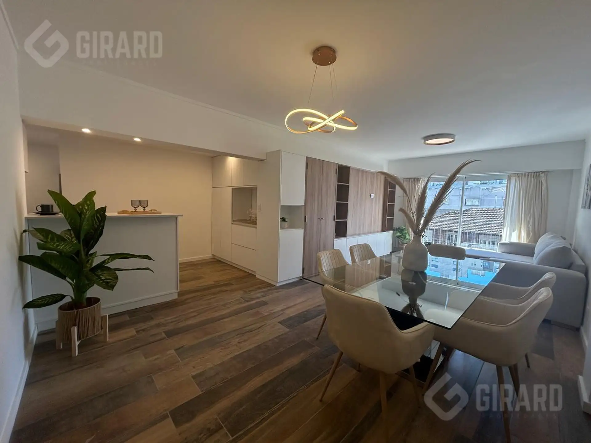 Venta Departamento 4 ambientes en zona plaza mitre
