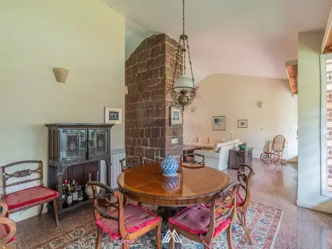 Casa 4 ambientes con 3 baños