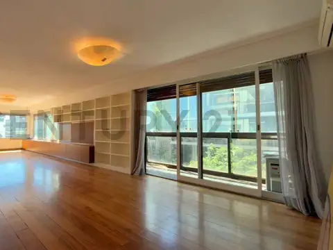 Departamento en Venta de 4 dormitorios