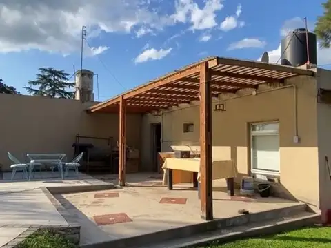 COMPLEJO 3 CASAS QUINTA PILETA EN VENTA, MORENO.