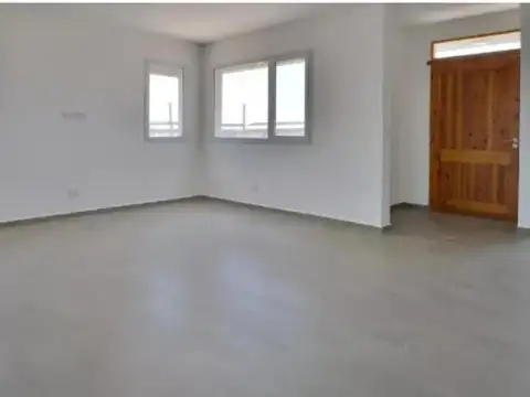 Casa en Alquiler en San Sebastian, USD 1.500