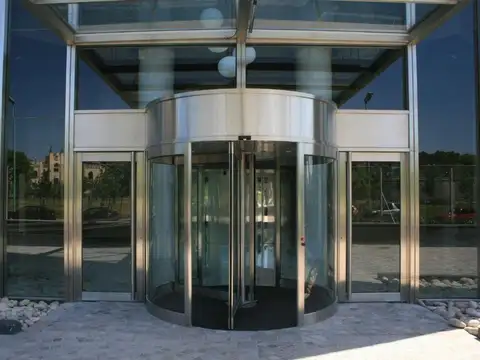 Marta Lynch e/ Avenida de los Italianos y Aimé Painé