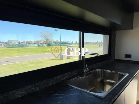 Casa en Venta al Noreste