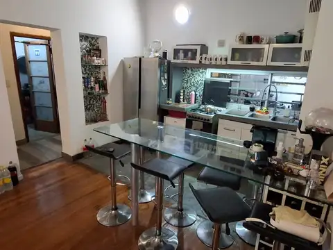 Casa tipo PH de 3 ambientes más escritorio en Olivos.
