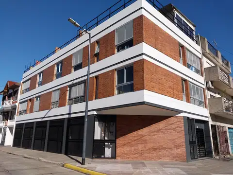 Venta 2 Amb Al Fte 48 m² Mas 26 m² de Terraza Propia en Parque Chacabuco