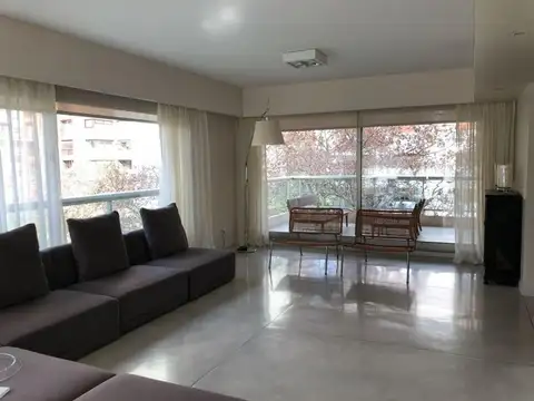 Departamento en Alquiler de 3 dormitorios