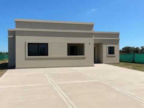 Casa en Venta al Oeste