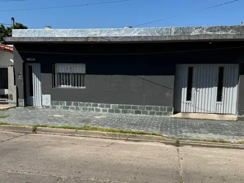 CASA EN LLAVALLOL
