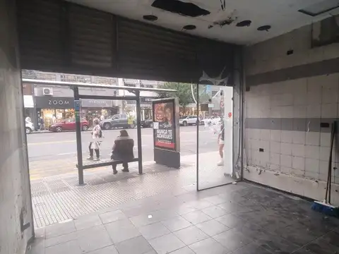 Local en Alquiler en Villa Urquiza, $ 5.500.000