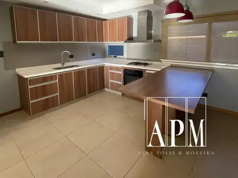 Casa en Venta al Este
