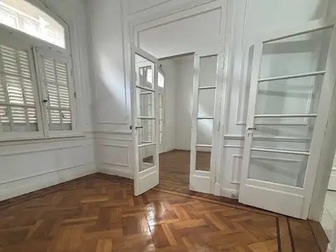 Oficina en Alquiler en Recoleta, USD 1.300