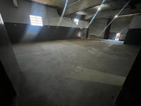 GALPÓN - DEPÓSITO