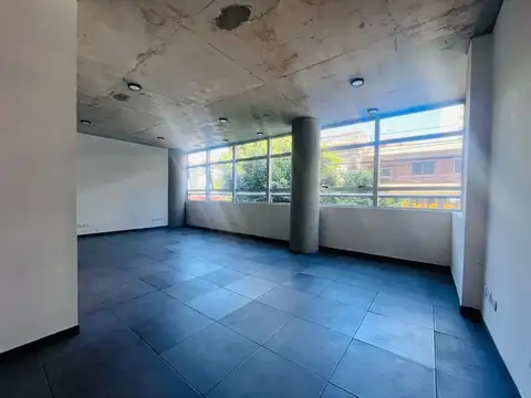 Oficina en Venta con 1 cochera
