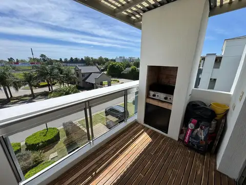 Barrancas de Iraola / Modulo III, Depto C