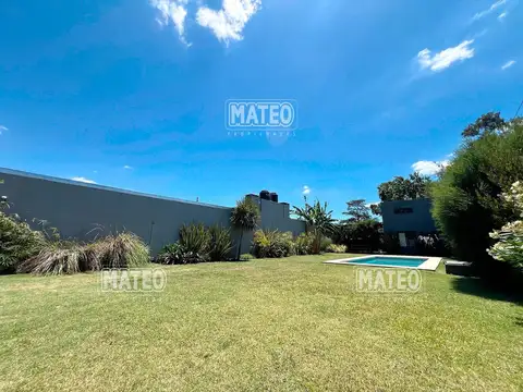 Casa 2 ambientes con 1 baño