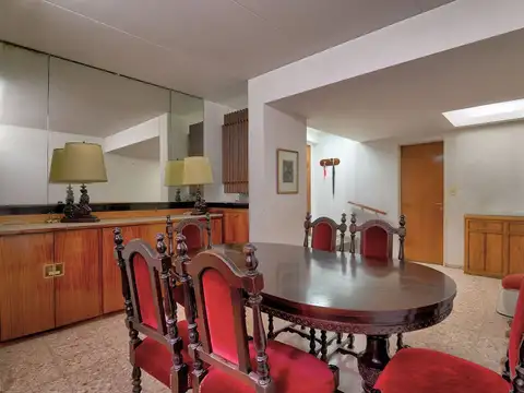 Venta Departamento 3 ambientes con patio Caballito