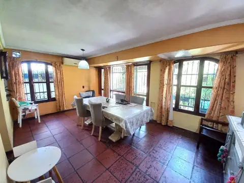 Casa en Venta de 4 dormitorios